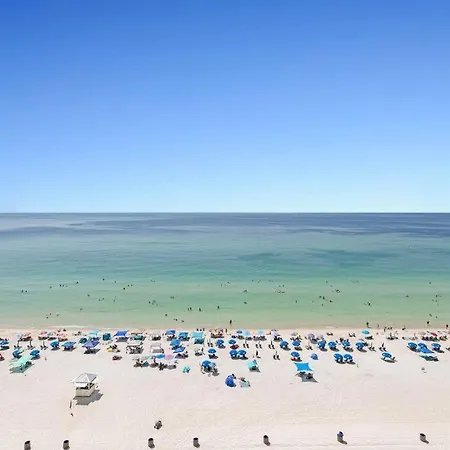 Beachfront Studio #1112 At Majestic